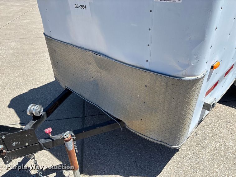 image for item FC5750 2001 Interstate enclosed cargo trailer