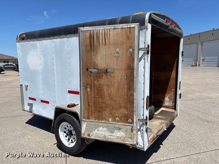 image for item FC5750 2001 Interstate enclosed cargo trailer