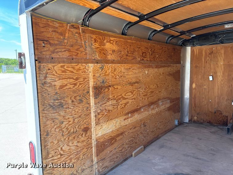 image for item FC5750 2001 Interstate enclosed cargo trailer