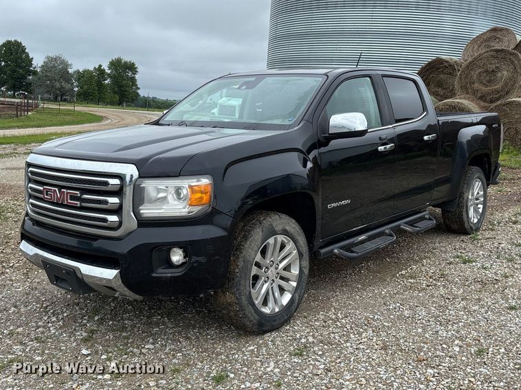 image for item FC5779 2018 GMC Canyon Crew Cab pickup truck