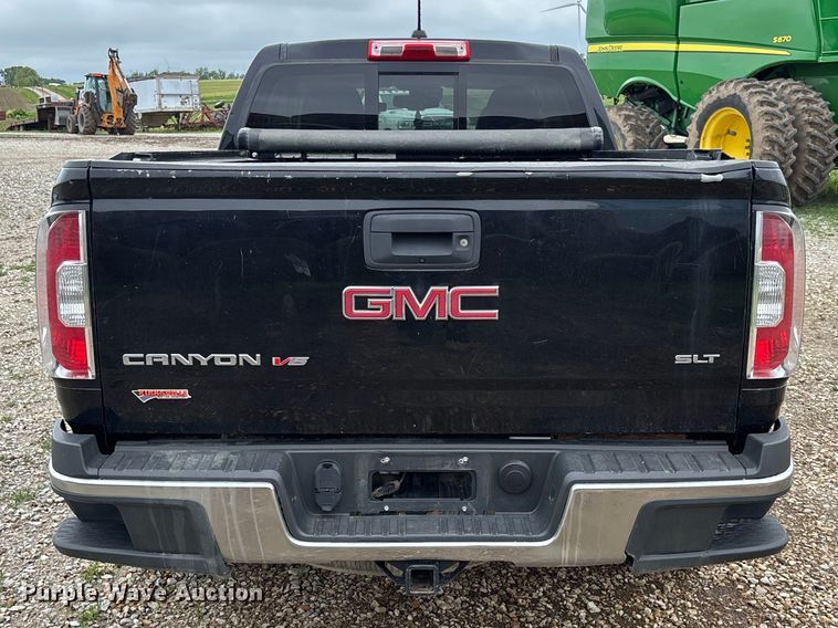 image for item FC5779 2018 GMC Canyon Crew Cab pickup truck