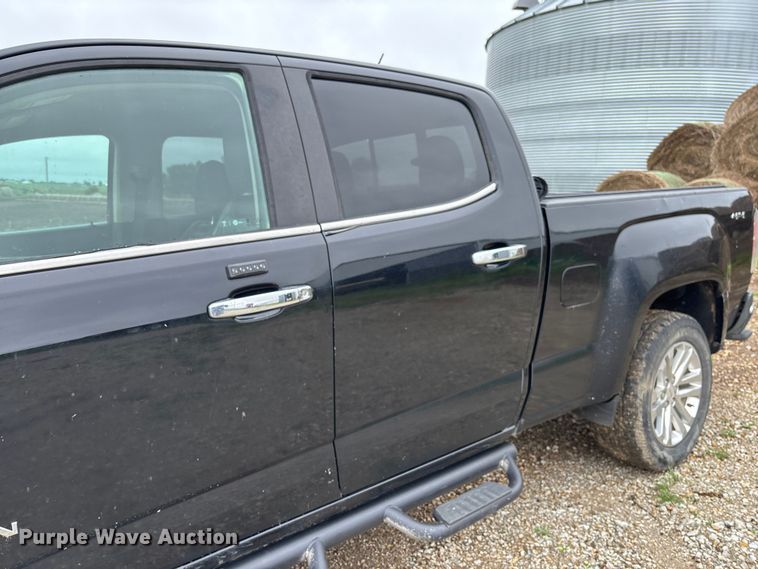 image for item FC5779 2018 GMC Canyon Crew Cab pickup truck