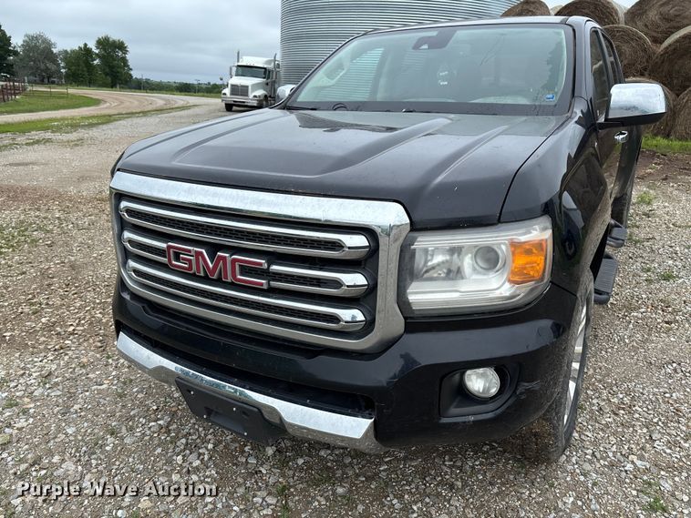 image for item FC5779 2018 GMC Canyon Crew Cab pickup truck