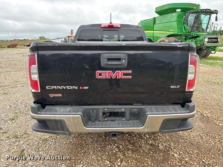 image for item FC5779 2018 GMC Canyon Crew Cab pickup truck