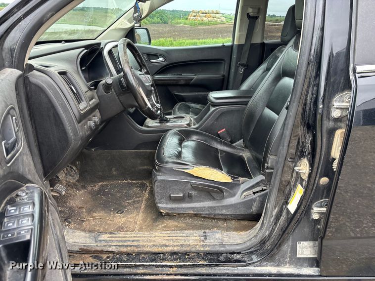 image for item FC5779 2018 GMC Canyon Crew Cab pickup truck