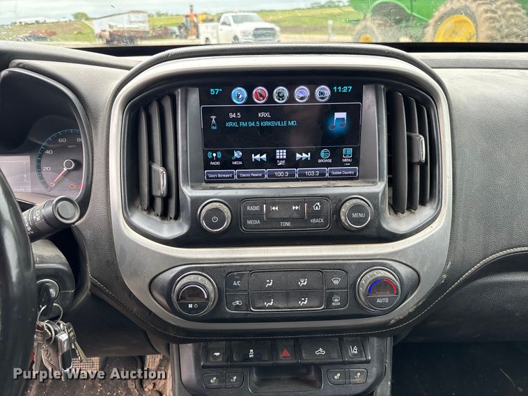 image for item FC5779 2018 GMC Canyon Crew Cab pickup truck
