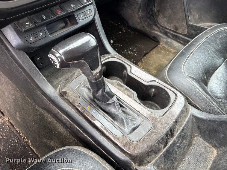 image for item FC5779 2018 GMC Canyon Crew Cab pickup truck