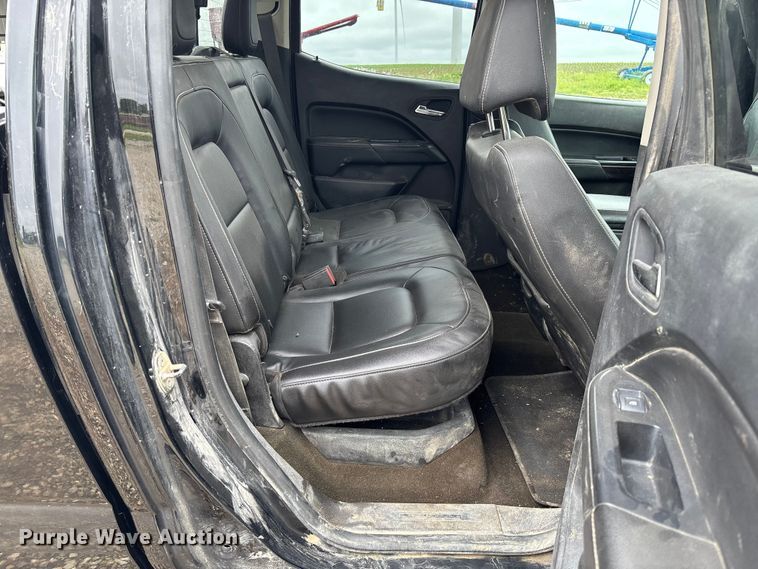 image for item FC5779 2018 GMC Canyon Crew Cab pickup truck