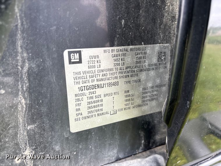image for item FC5779 2018 GMC Canyon Crew Cab pickup truck