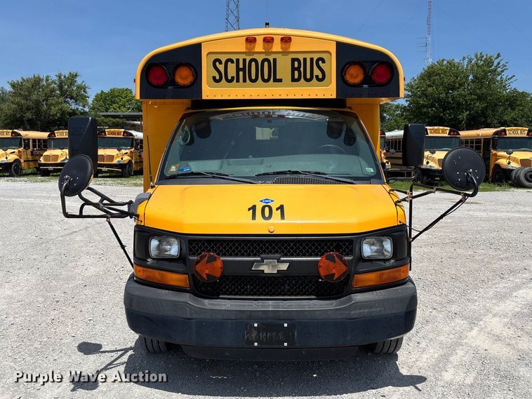 image for item FC5878 2015 Thomas Built Express G4500 school bus