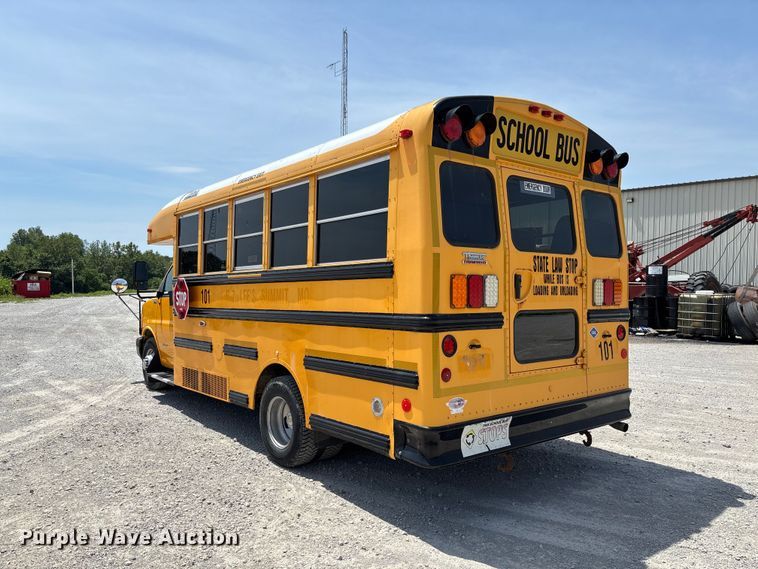 image for item FC5878 2015 Thomas Built Express G4500 school bus