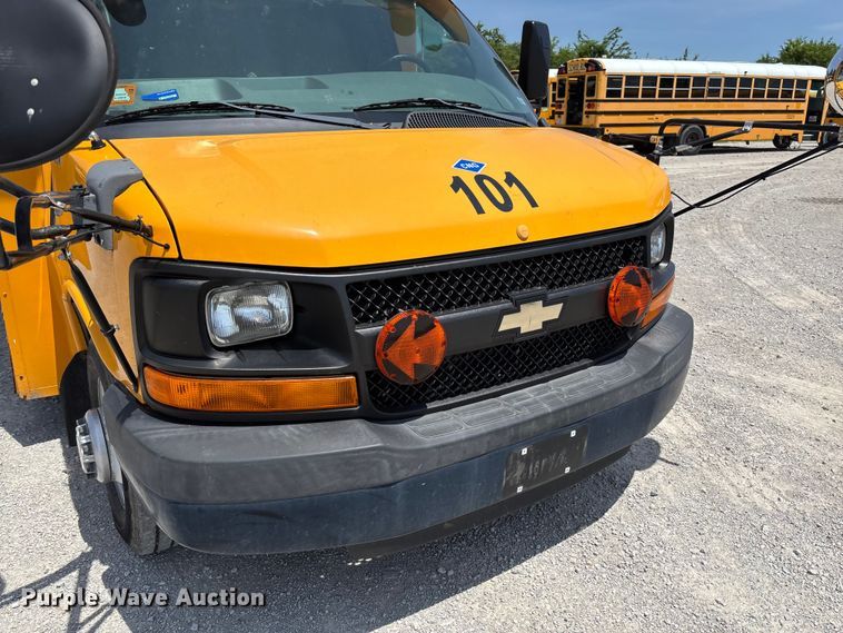 image for item FC5878 2015 Thomas Built Express G4500 school bus