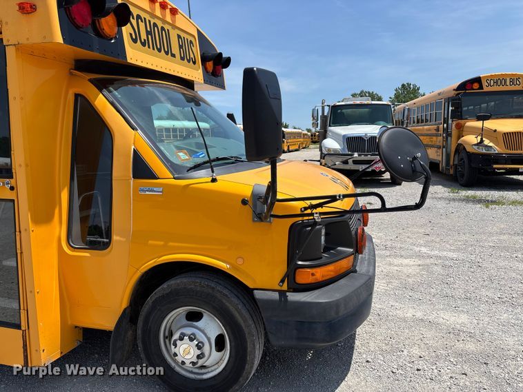 image for item FC5878 2015 Thomas Built Express G4500 school bus