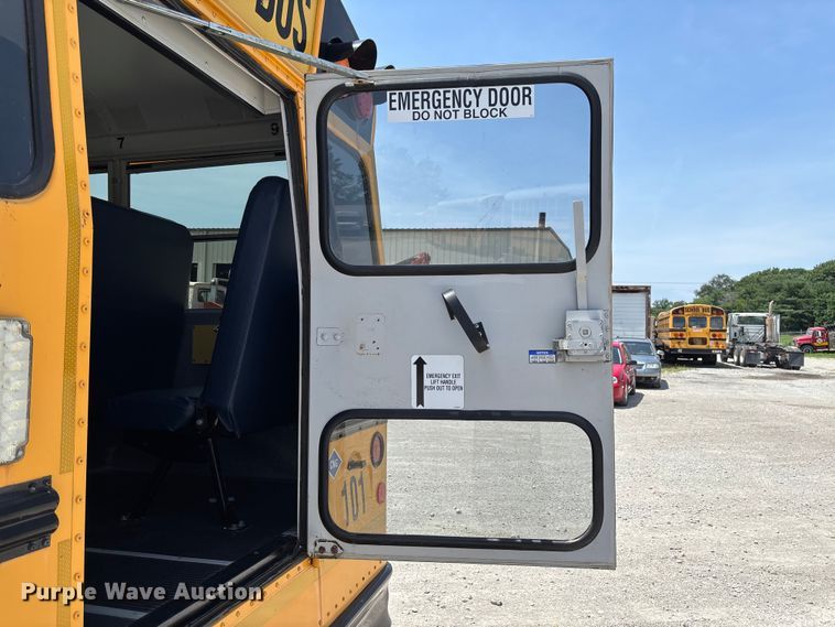 image for item FC5878 2015 Thomas Built Express G4500 school bus