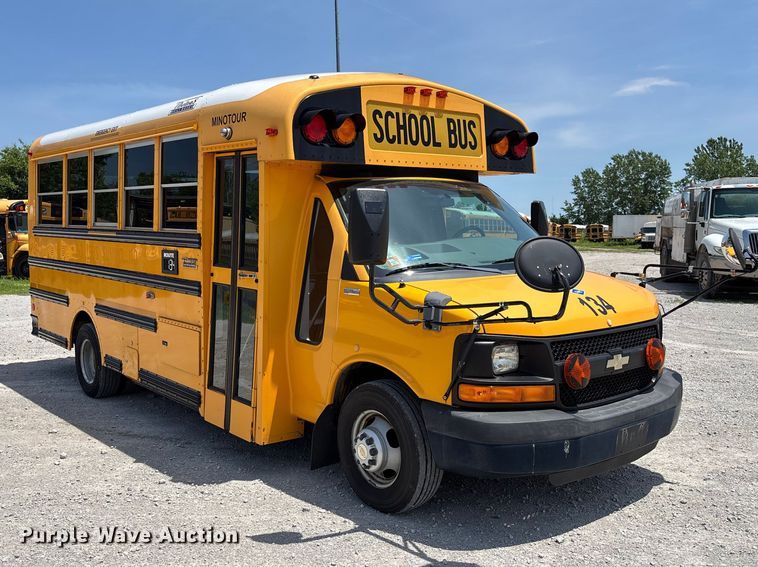 image for item FC5879 2015 Thomas Built Express G4500 school bus