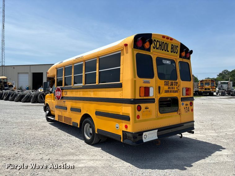 image for item FC5879 2015 Thomas Built Express G4500 school bus
