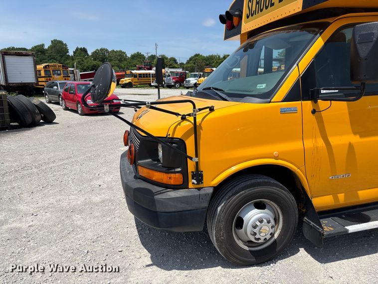image for item FC5879 2015 Thomas Built Express G4500 school bus