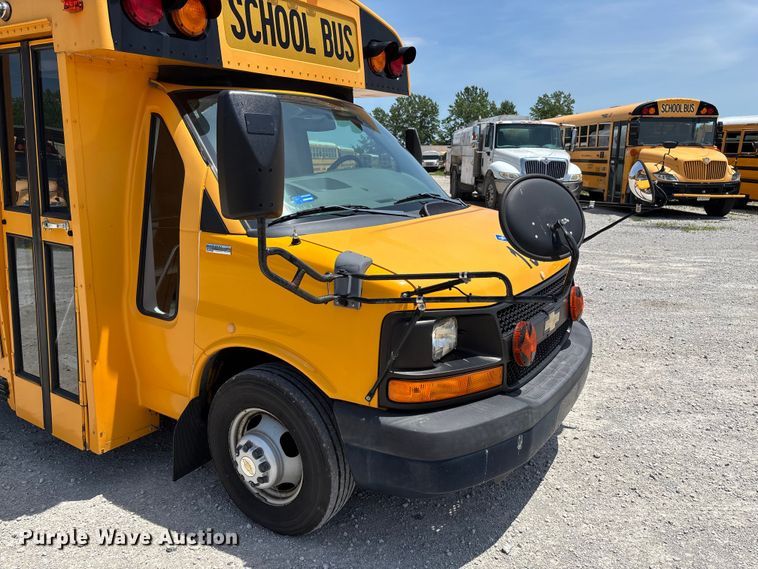 image for item FC5879 2015 Thomas Built Express G4500 school bus