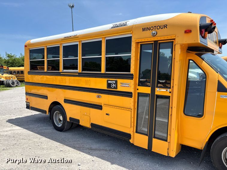 image for item FC5879 2015 Thomas Built Express G4500 school bus