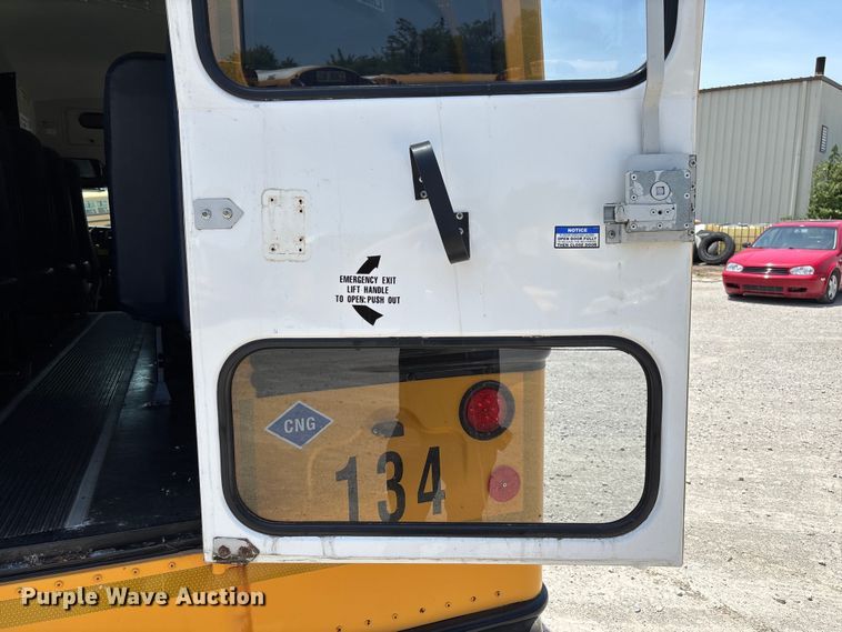 image for item FC5879 2015 Thomas Built Express G4500 school bus