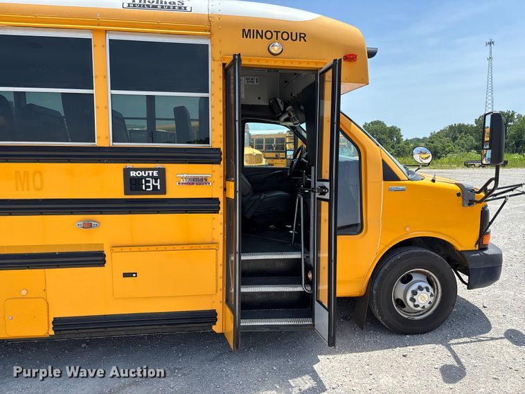 image for item FC5879 2015 Thomas Built Express G4500 school bus