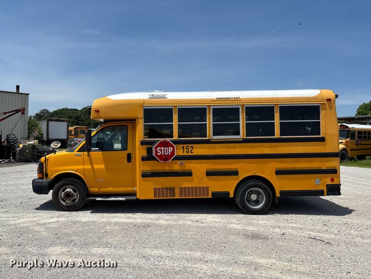 image for item FC5880 2015 Chevrolet Express G4500 school bus