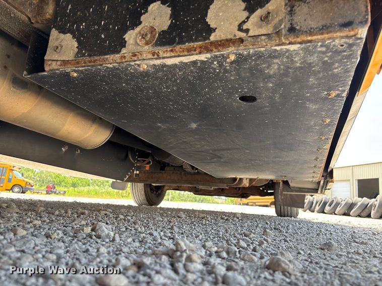 image for item FC5880 2015 Chevrolet Express G4500 school bus