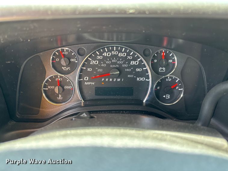 image for item FC5880 2015 Chevrolet Express G4500 school bus