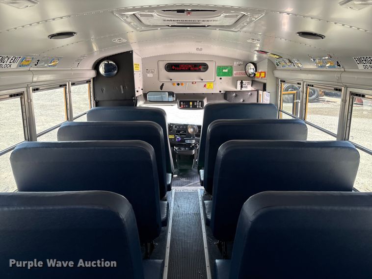 image for item FC5880 2015 Chevrolet Express G4500 school bus
