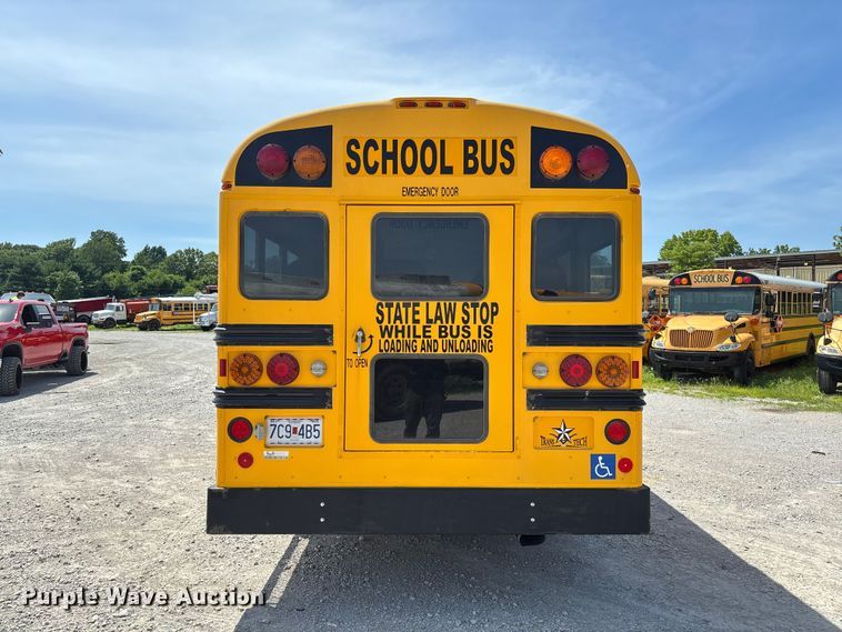 image for item FC5883 2010 Chevrolet Express 3500 school bus
