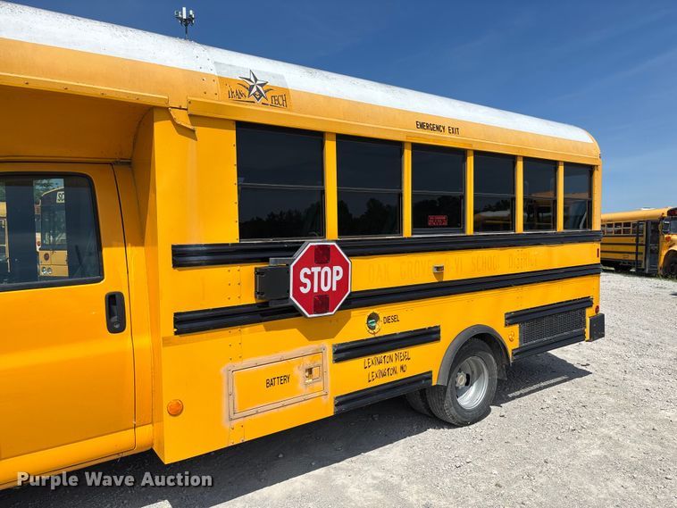 image for item FC5883 2010 Chevrolet Express 3500 school bus