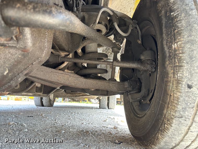 image for item FC5883 2010 Chevrolet Express 3500 school bus