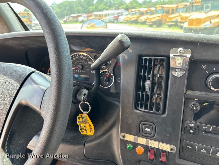 image for item FC5883 2010 Chevrolet Express 3500 school bus