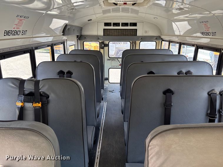 image for item FC5883 2010 Chevrolet Express 3500 school bus