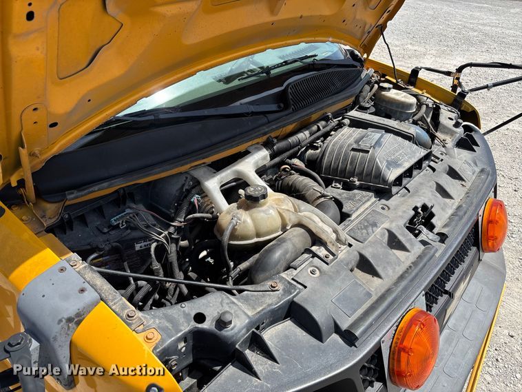 image for item FC5883 2010 Chevrolet Express 3500 school bus