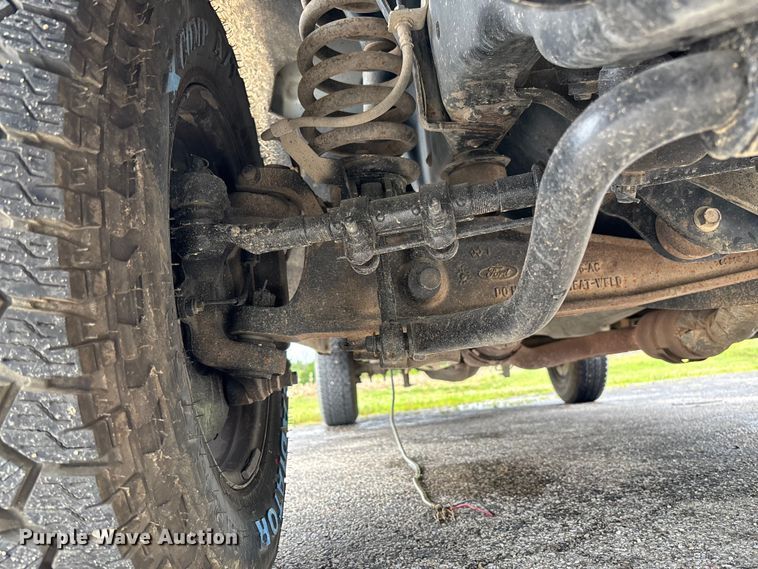 image for item FC5921 2016 Ford F250 Super Duty XL pickup truck