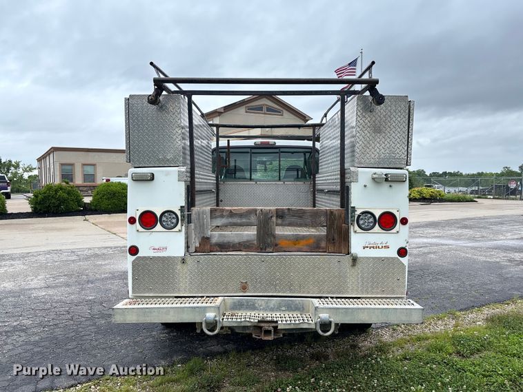 image for item FC5922 2006 Ford F250 Super Duty XL Crew Cab utility bed pickup truck