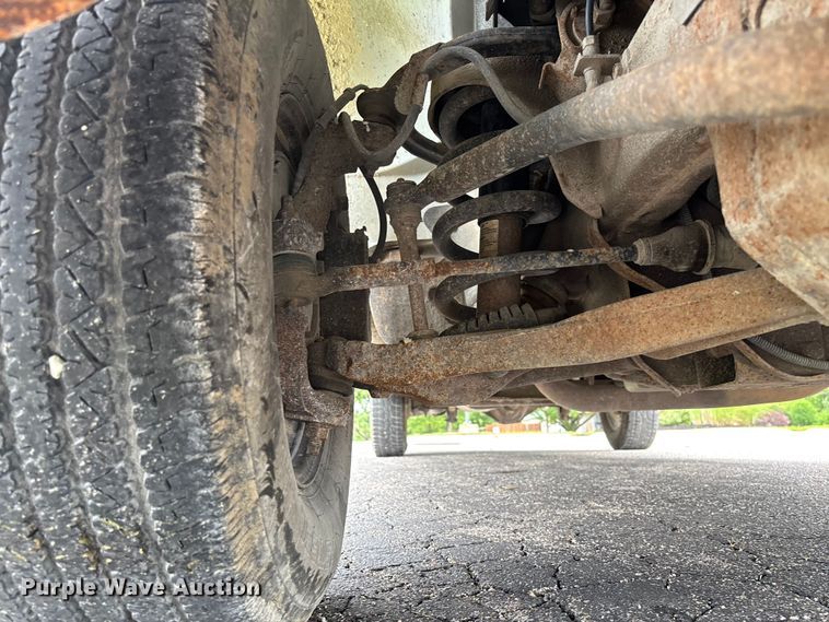 image for item FC5923 2017 Chevrolet Express LT3500 van