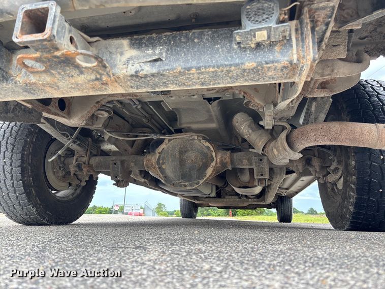 image for item FC5923 2017 Chevrolet Express LT3500 van