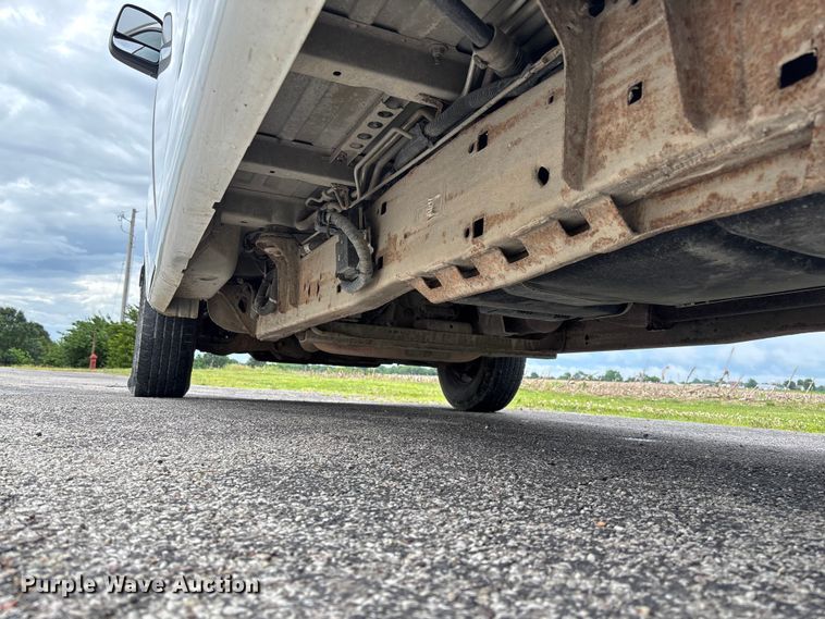 image for item FC5923 2017 Chevrolet Express LT3500 van
