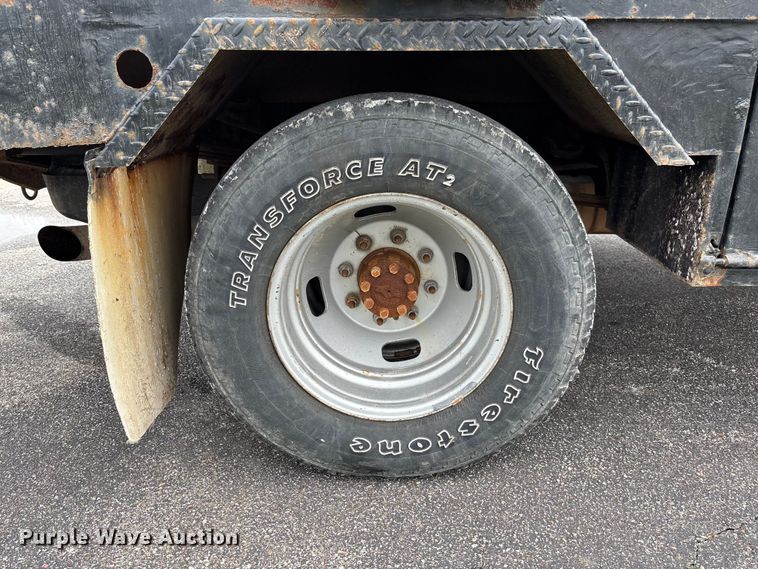 image for item FC5924 2017 Ford F350 Super Duty XL Ext. Cab flatbed pickup truck