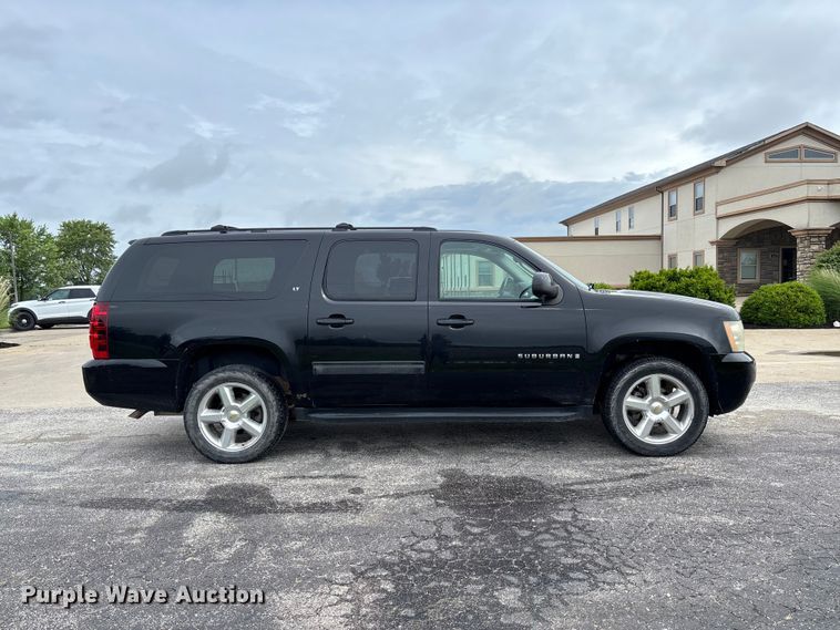 image for item FC5925 2009 Chevrolet Suburban SUV