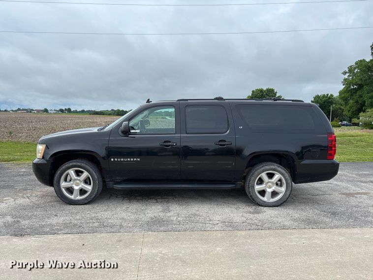image for item FC5925 2009 Chevrolet Suburban SUV