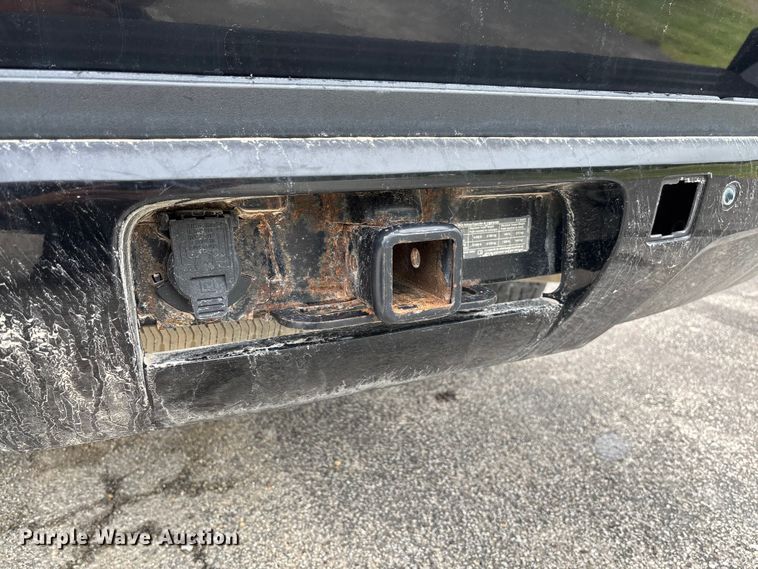 image for item FC5925 2009 Chevrolet Suburban SUV