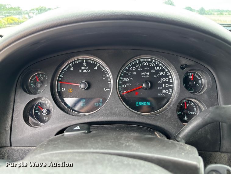 image for item FC5925 2009 Chevrolet Suburban SUV