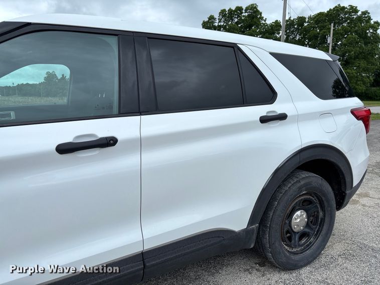 image for item FC5926 2020 Ford Explorer Police SUV
