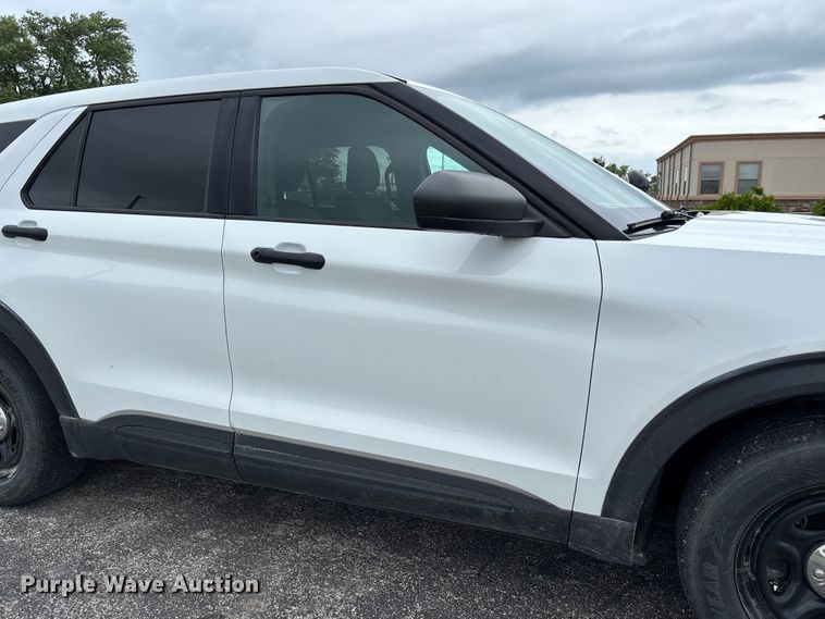 image for item FC5926 2020 Ford Explorer Police SUV