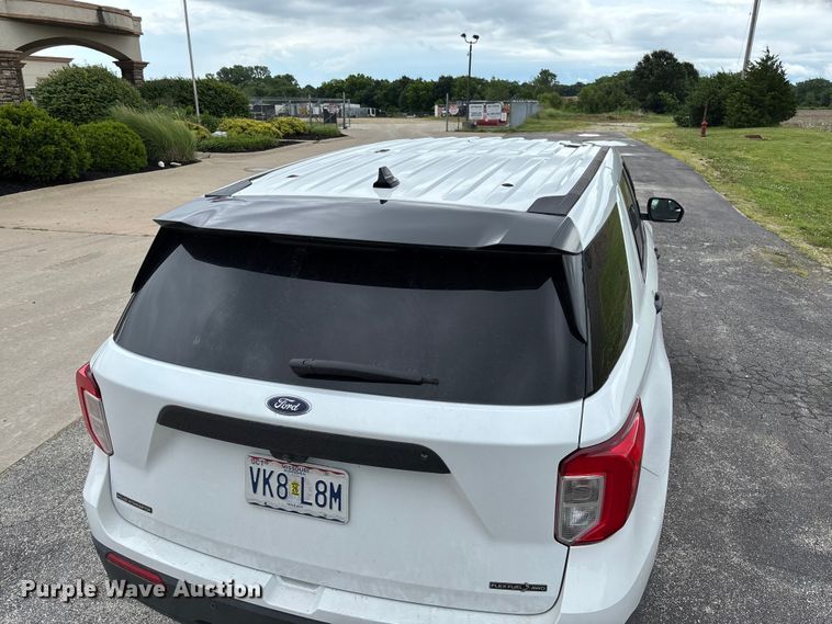 image for item FC5926 2020 Ford Explorer Police SUV
