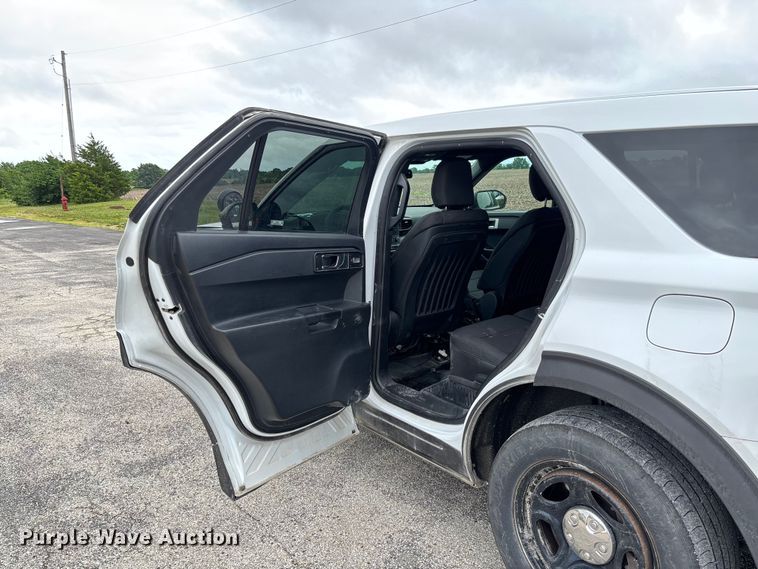image for item FC5926 2020 Ford Explorer Police SUV