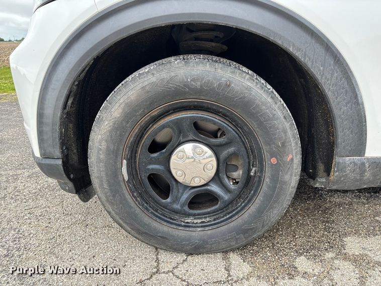 image for item FC5926 2020 Ford Explorer Police SUV